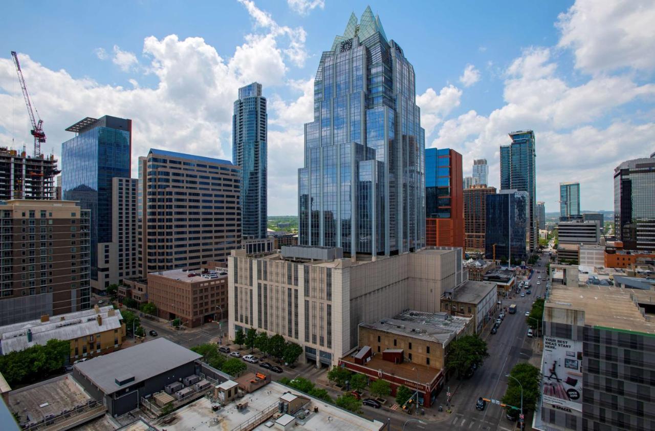 Thompson Austin, By Hyatt Hotel Exterior photo