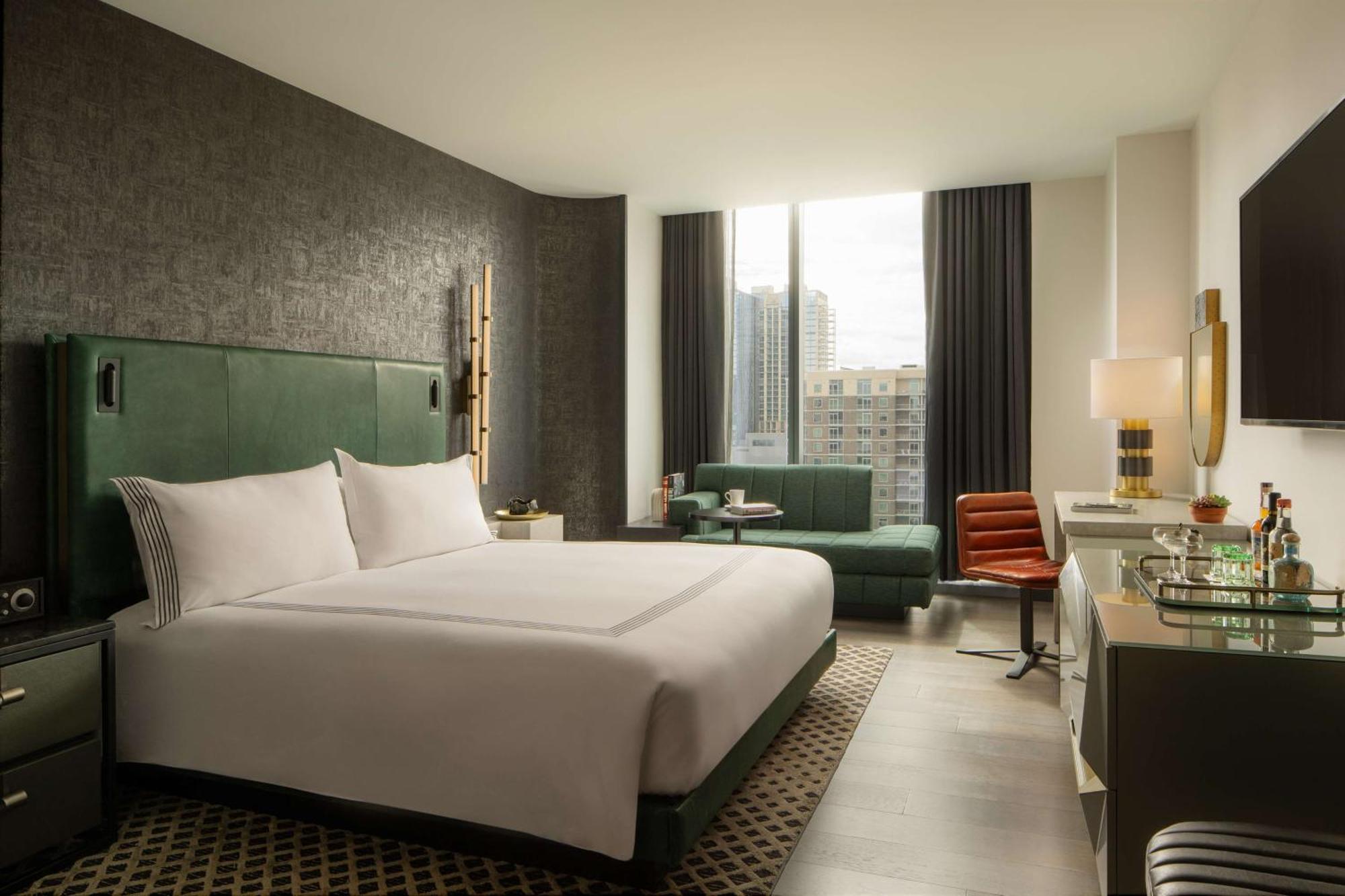 Thompson Austin, By Hyatt Hotel Exterior photo