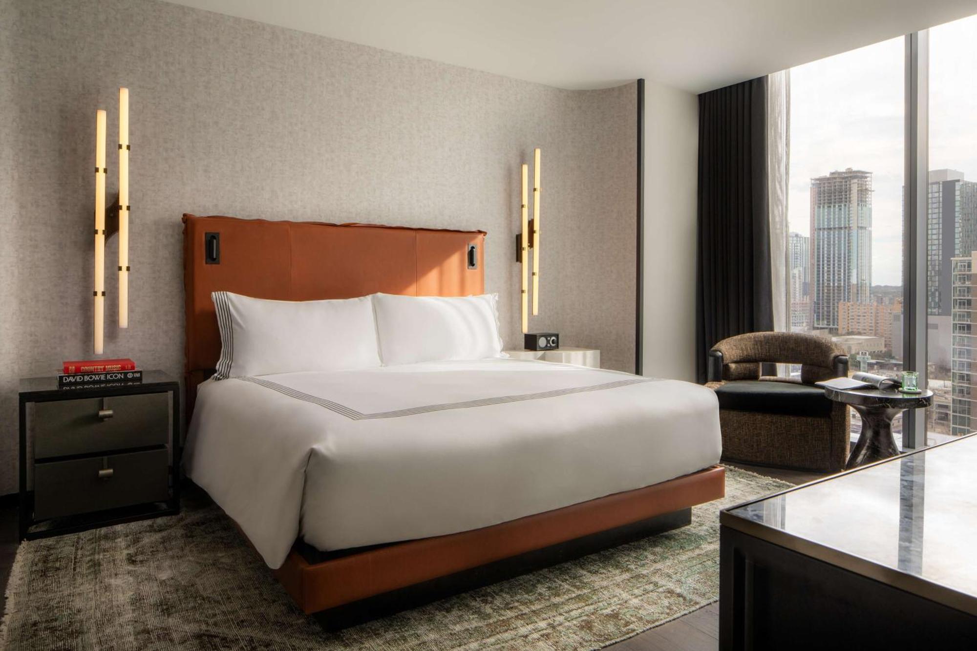 Thompson Austin, By Hyatt Hotel Exterior photo