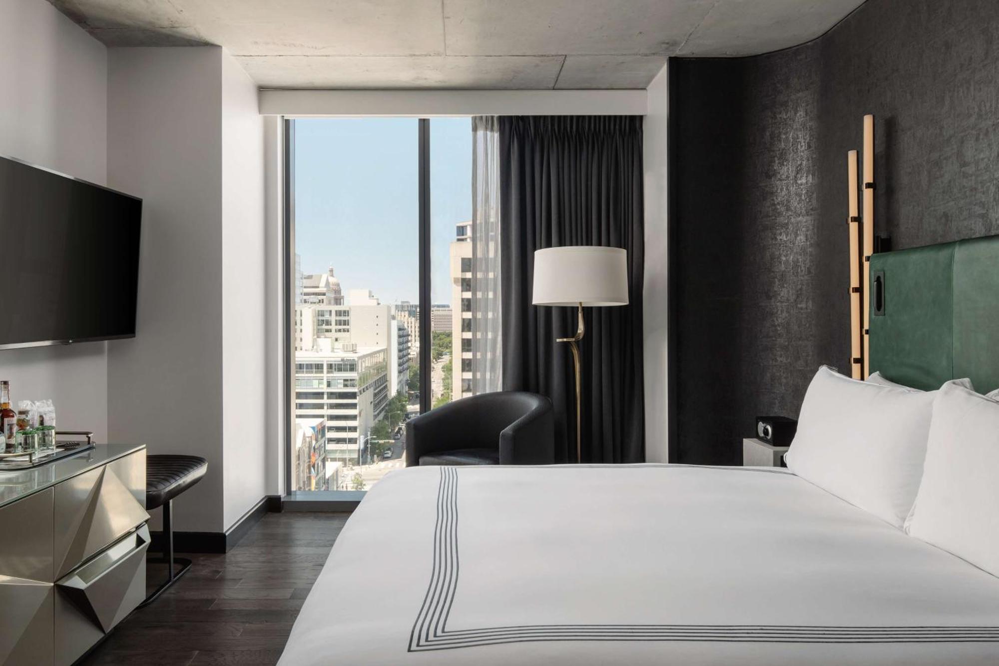 Thompson Austin, By Hyatt Hotel Exterior photo