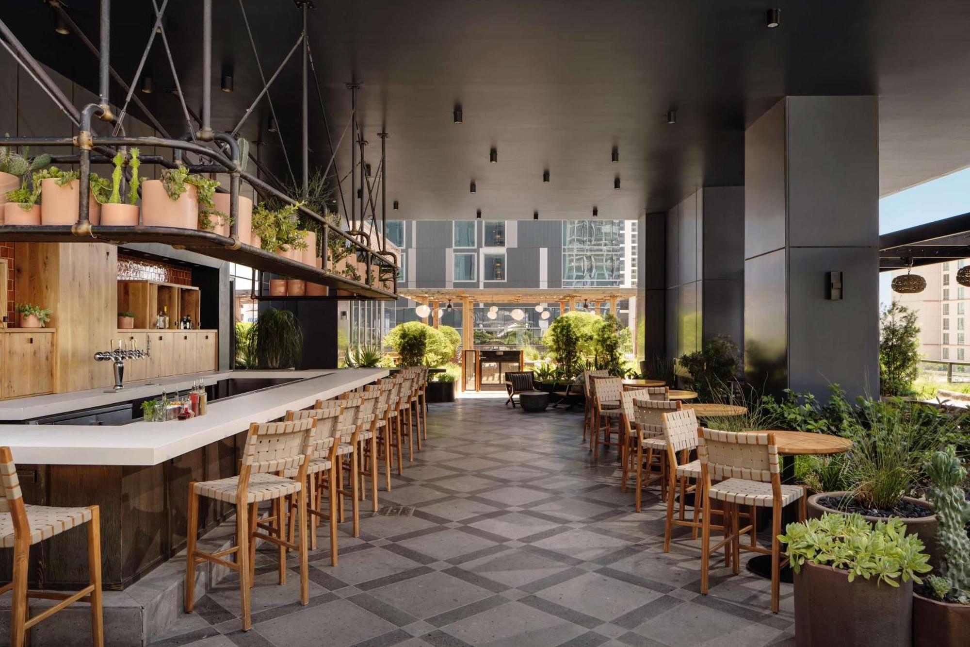 Thompson Austin, By Hyatt Hotel Exterior photo
