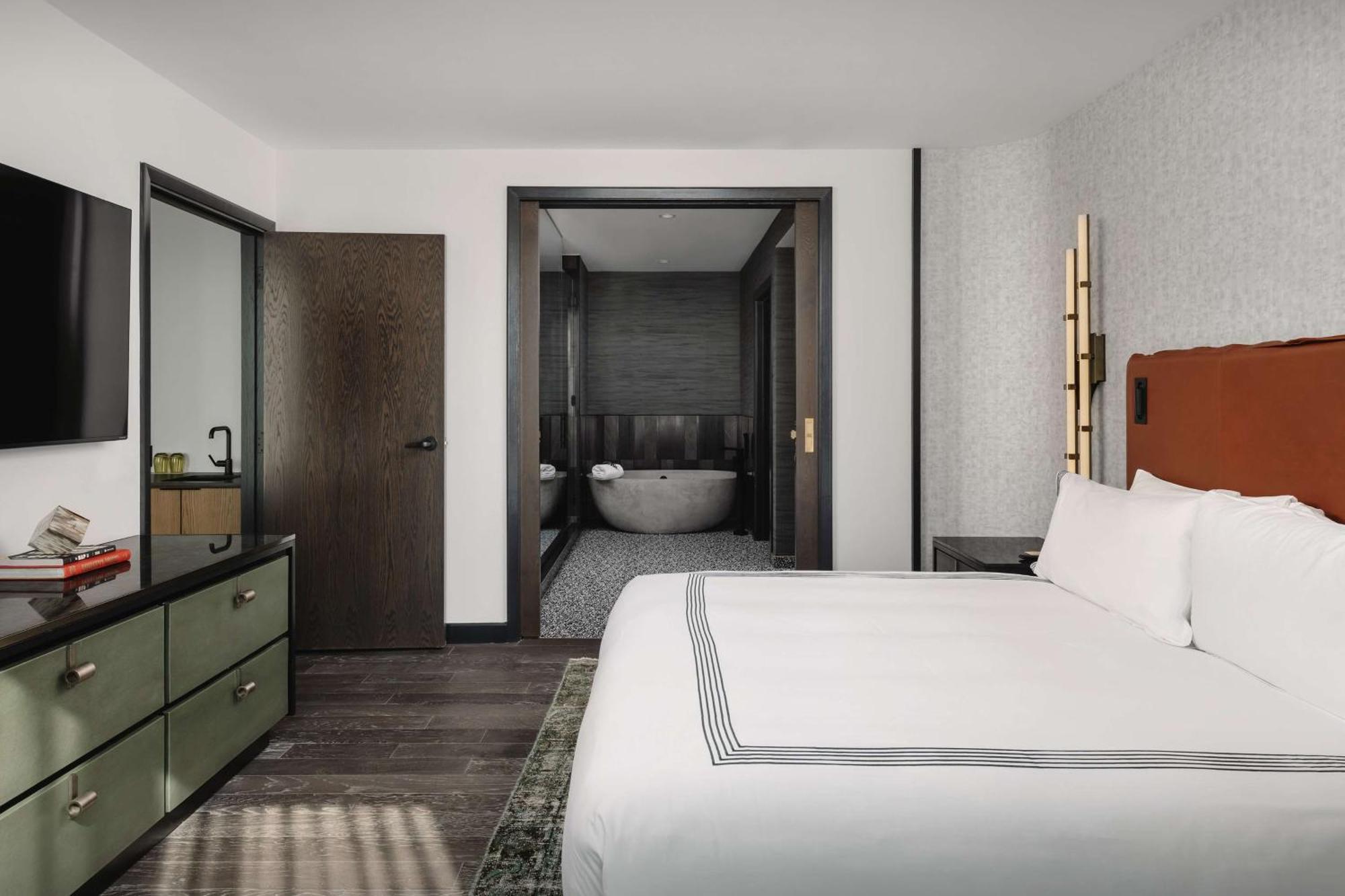Thompson Austin, By Hyatt Hotel Exterior photo